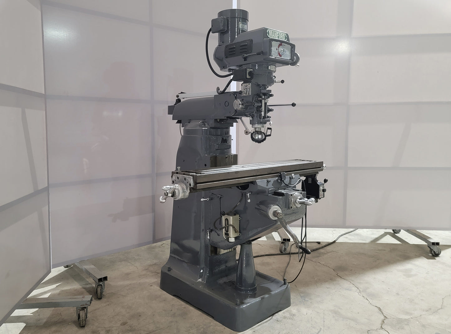 Manford SP-150VS Meehanite Milling Machine