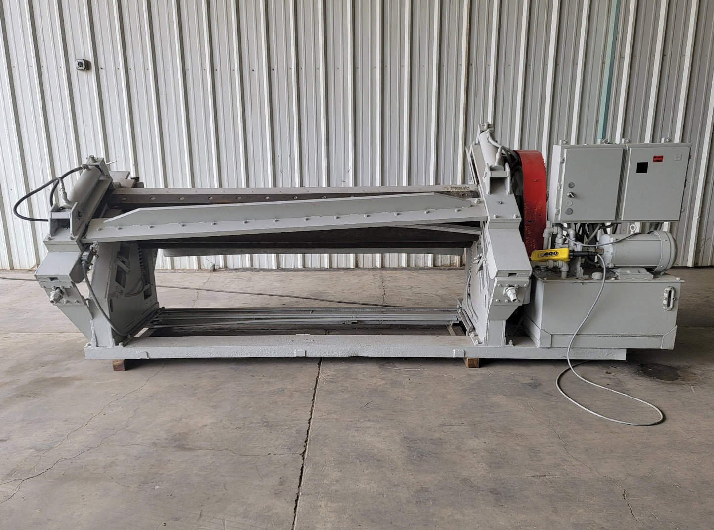 Universal Concrete Machinery WR15 Mesh Rolling Machine