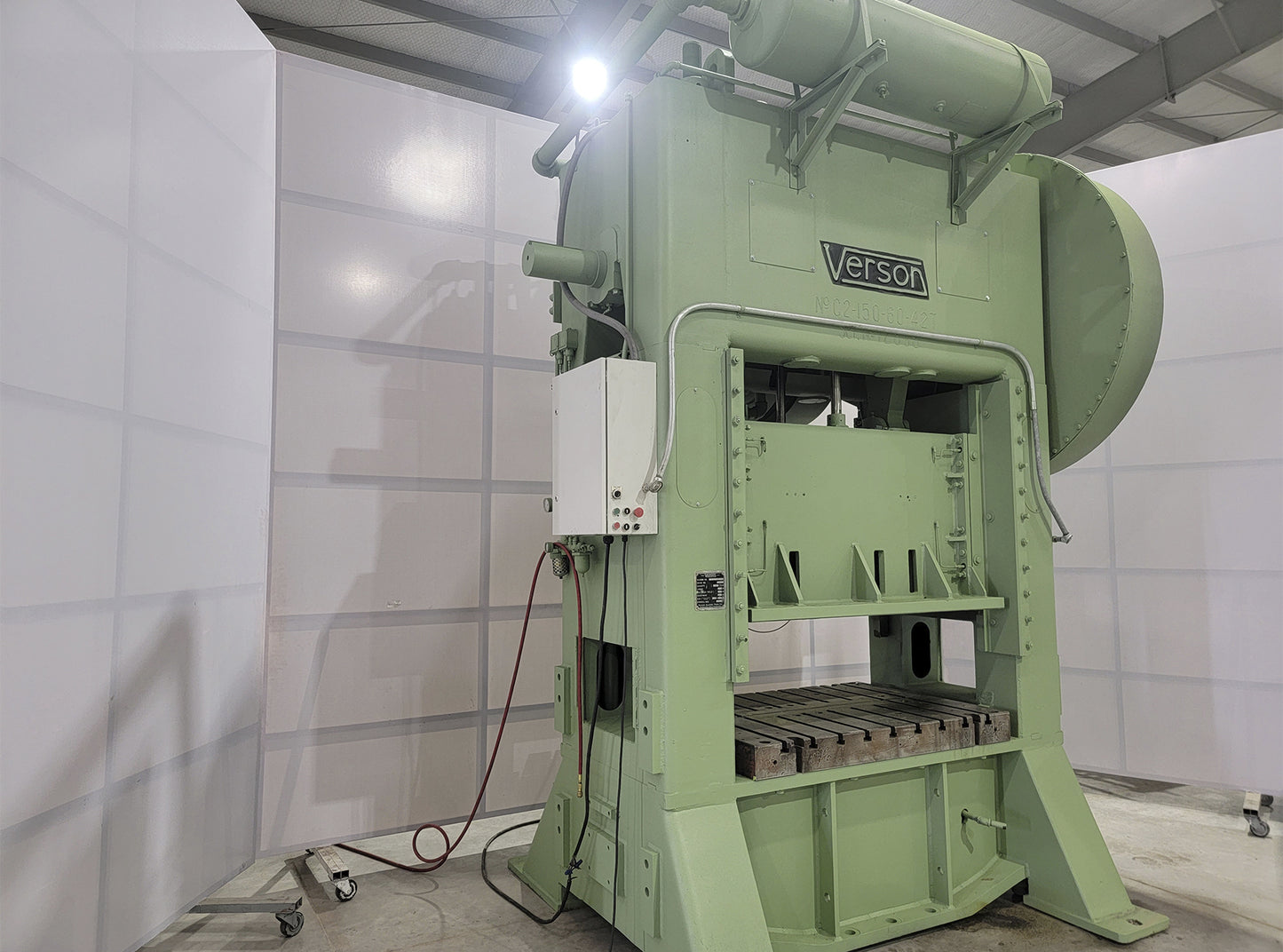 Verson C2-150-60-42T Press 150Ton