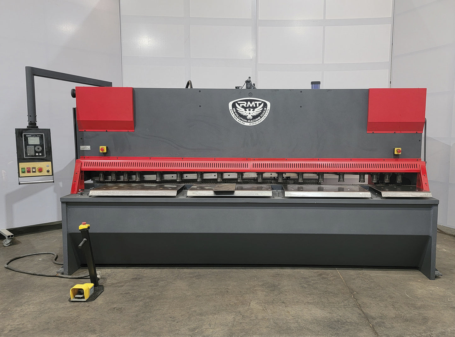 RMT Revolution Machine Tools C-Smart 12-500 Shear