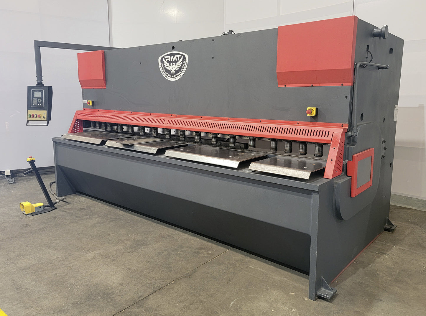 RMT Revolution Machine Tools C-Smart 12-500 Shear