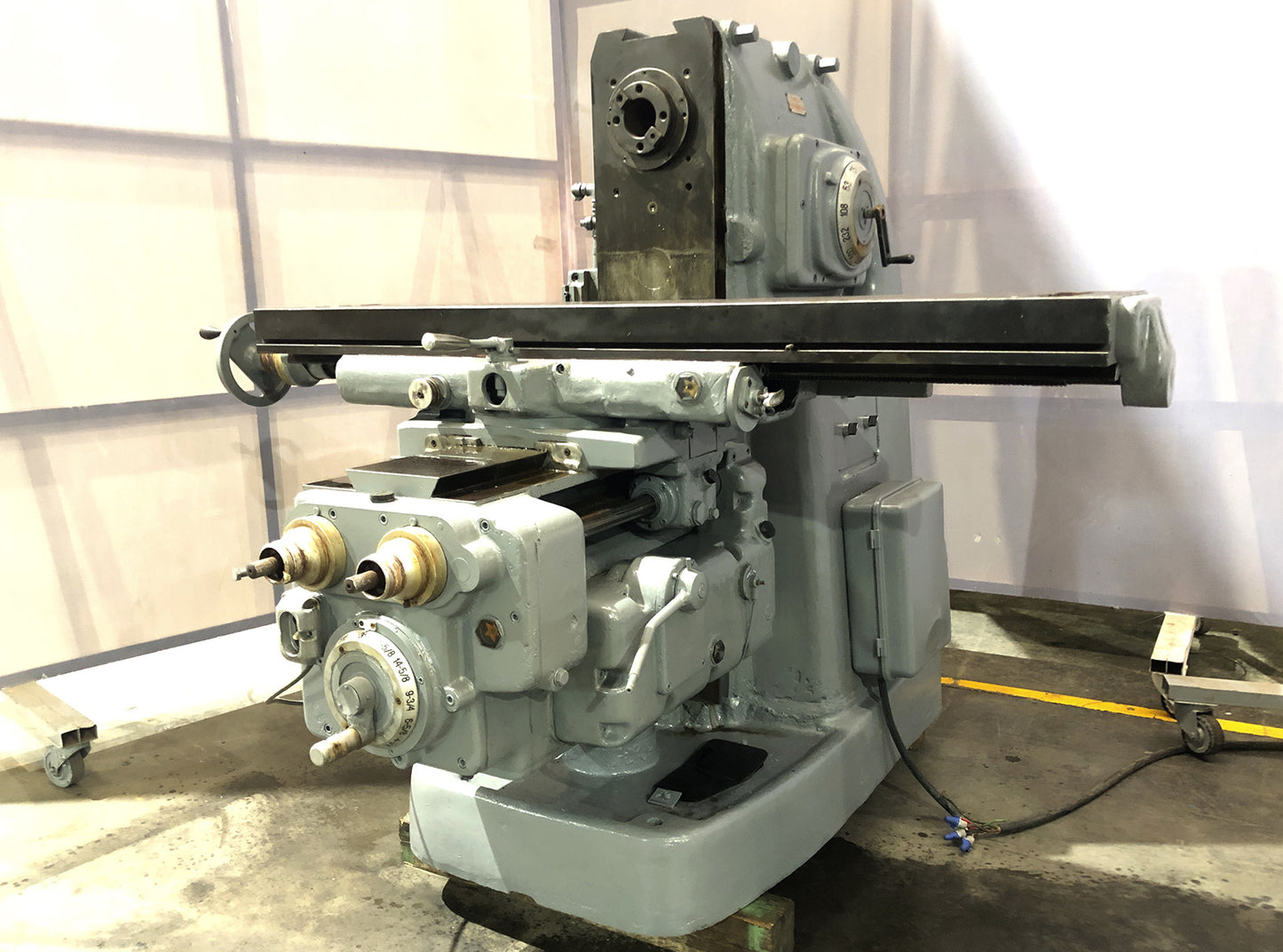 Induma Milling Machine