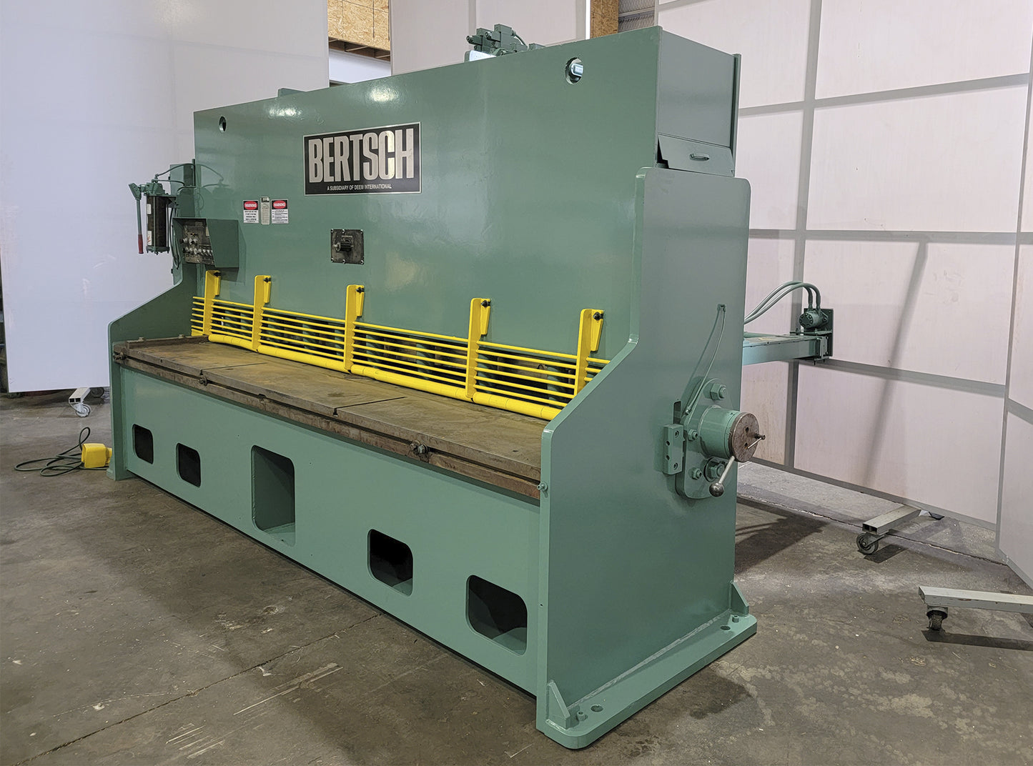 Bertsch Shear 10' x 3/8"