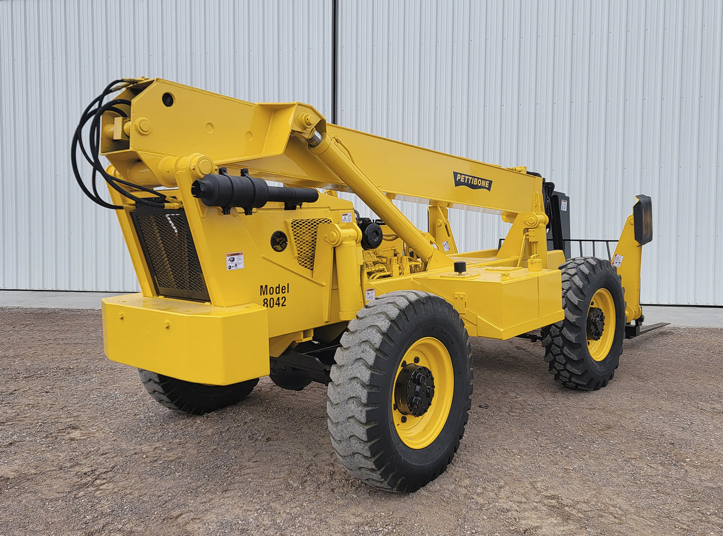 Pettibone 8042 Telescopic Forklift 8,000lbs