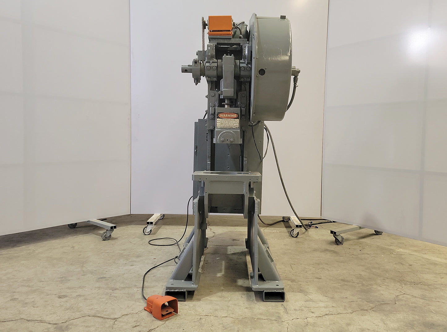 Niagara M-22 Punching Machine
