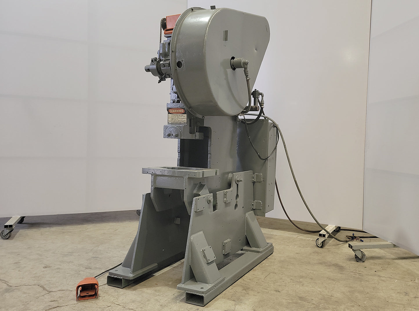 Niagara M-22 Punching Machine