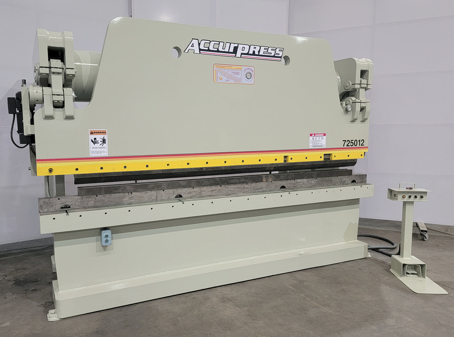 Accurpress 725012 Press Brake 250ton