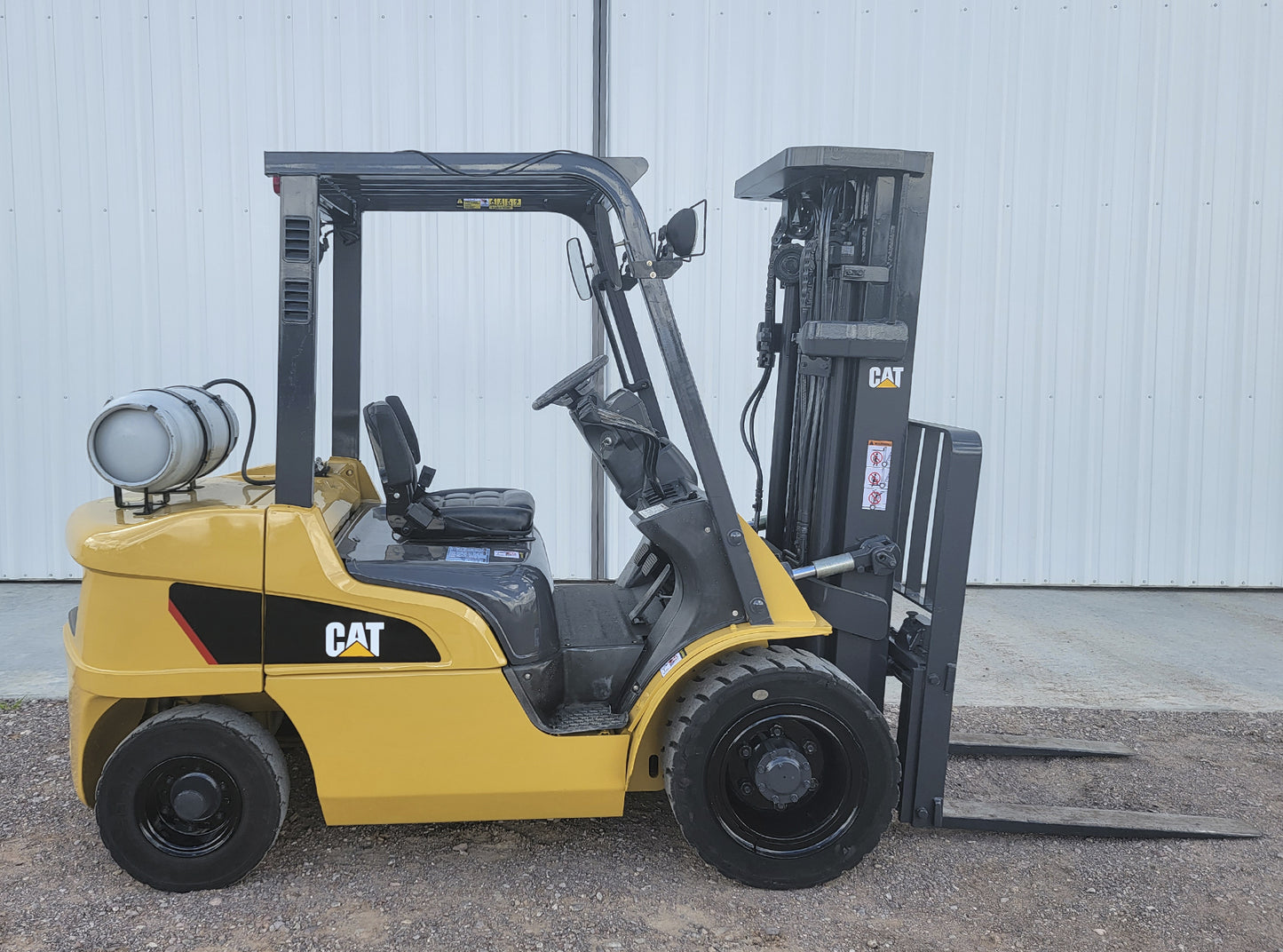 Caterpillar P6000-LP Forklift 6,000lbs