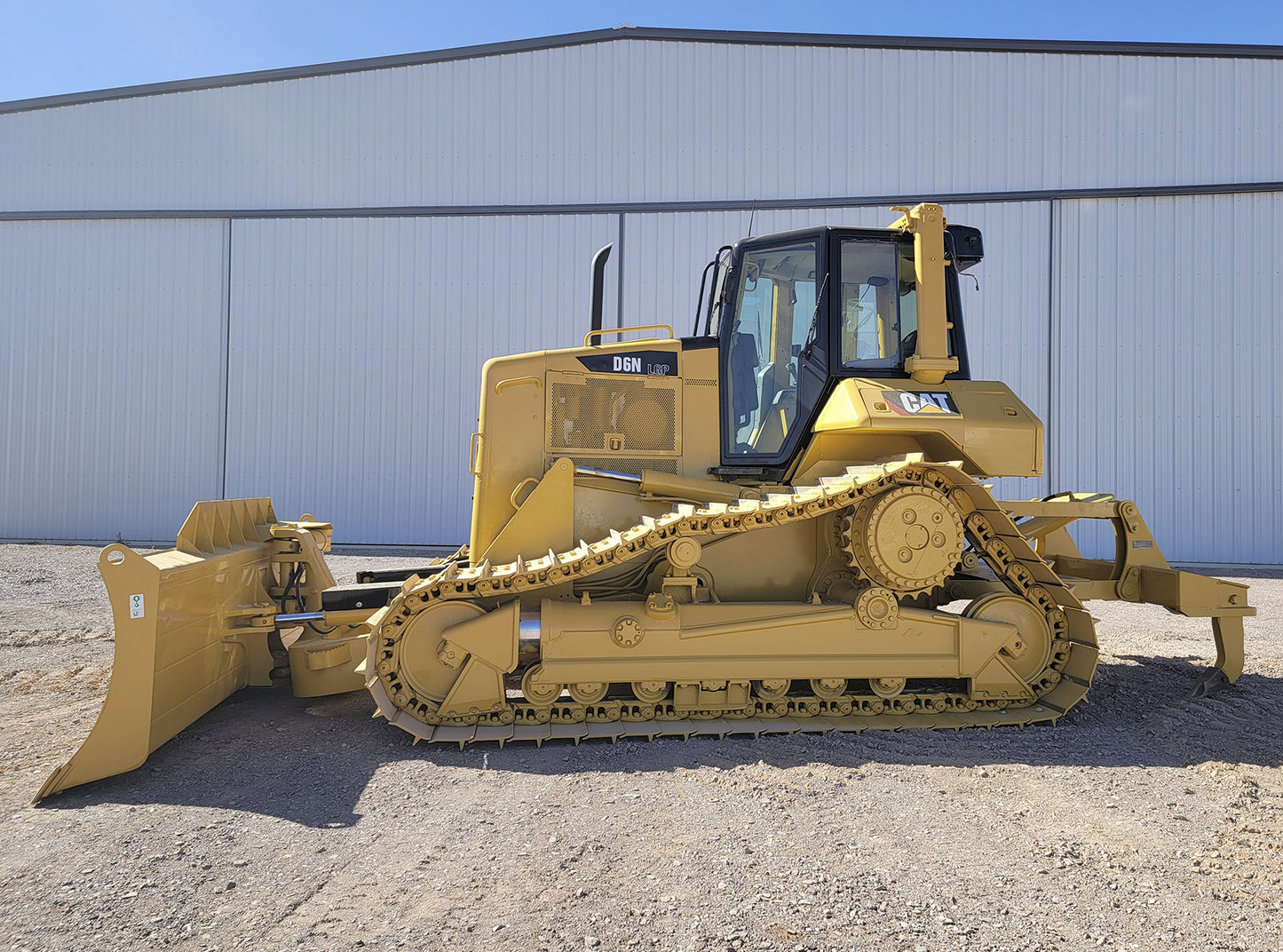 Caterpillar D6N Dozer