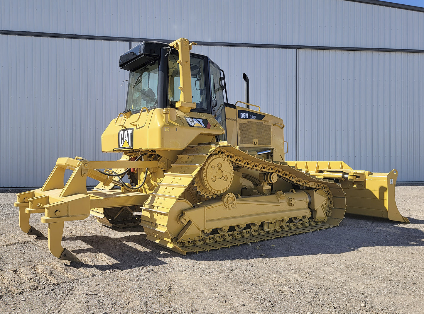 Caterpillar D6N Dozer