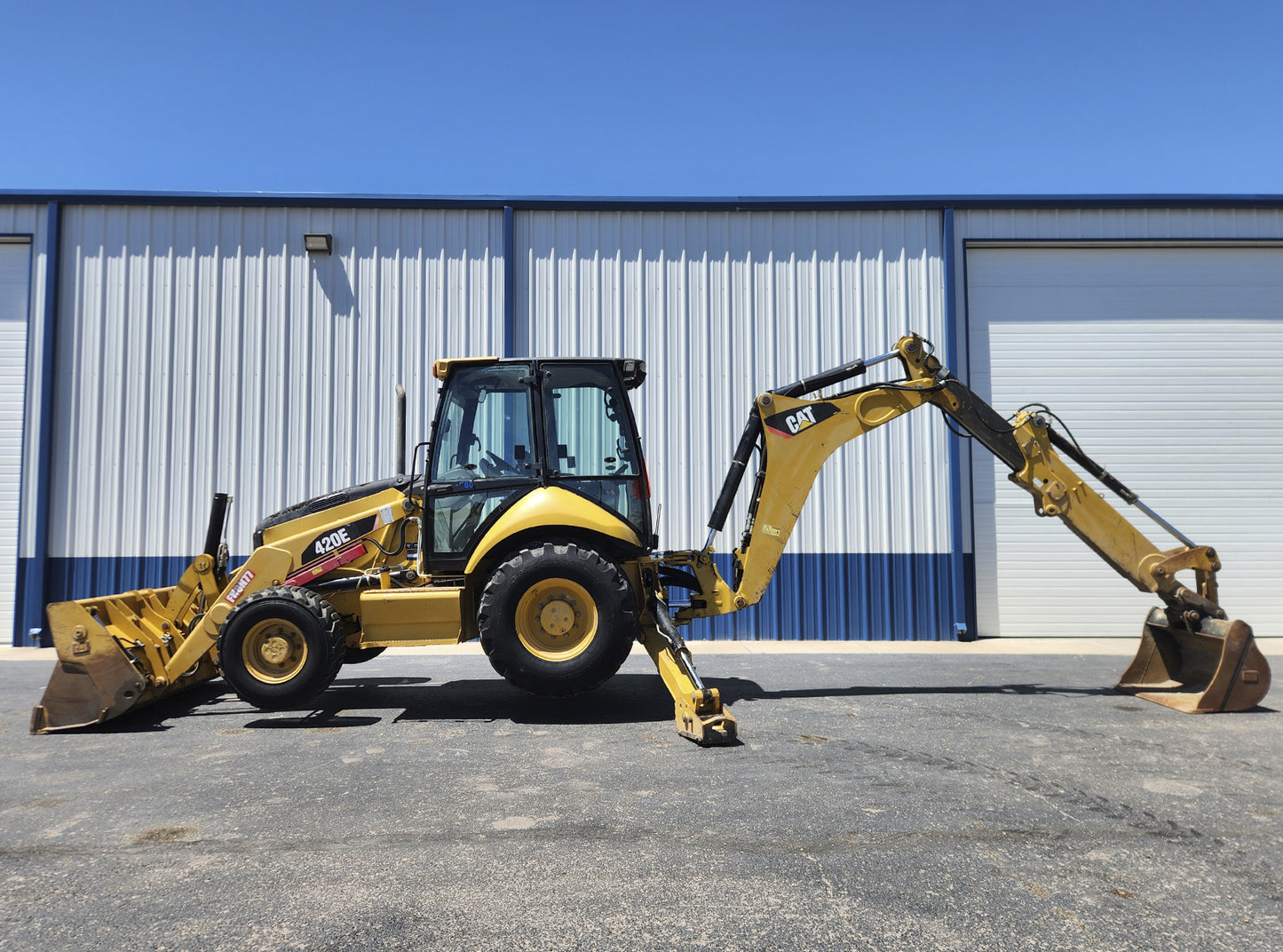 Caterpillar 420E Backhoe
