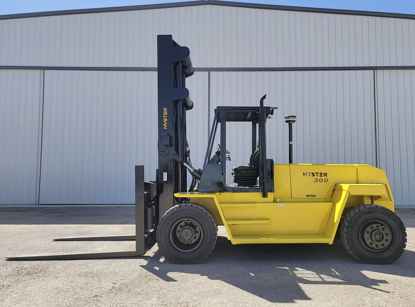 Hyster H300XL Forklift