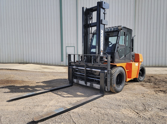 Doosan D90S-5 Forklift