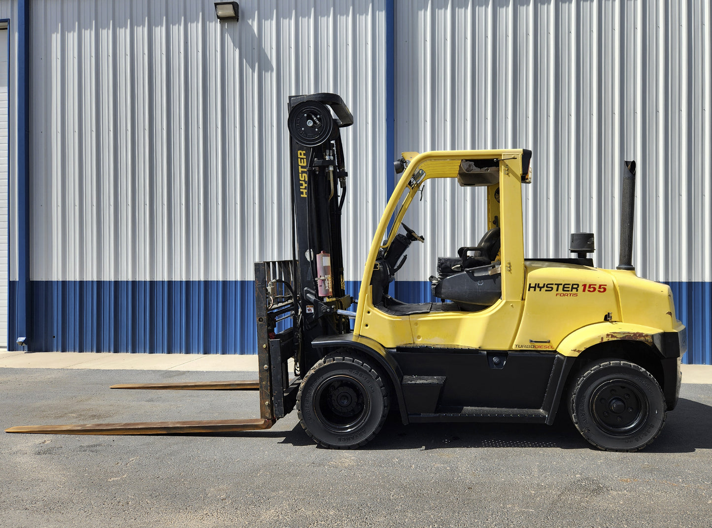 Hyster H155FT Forklift 15,500 lbs
