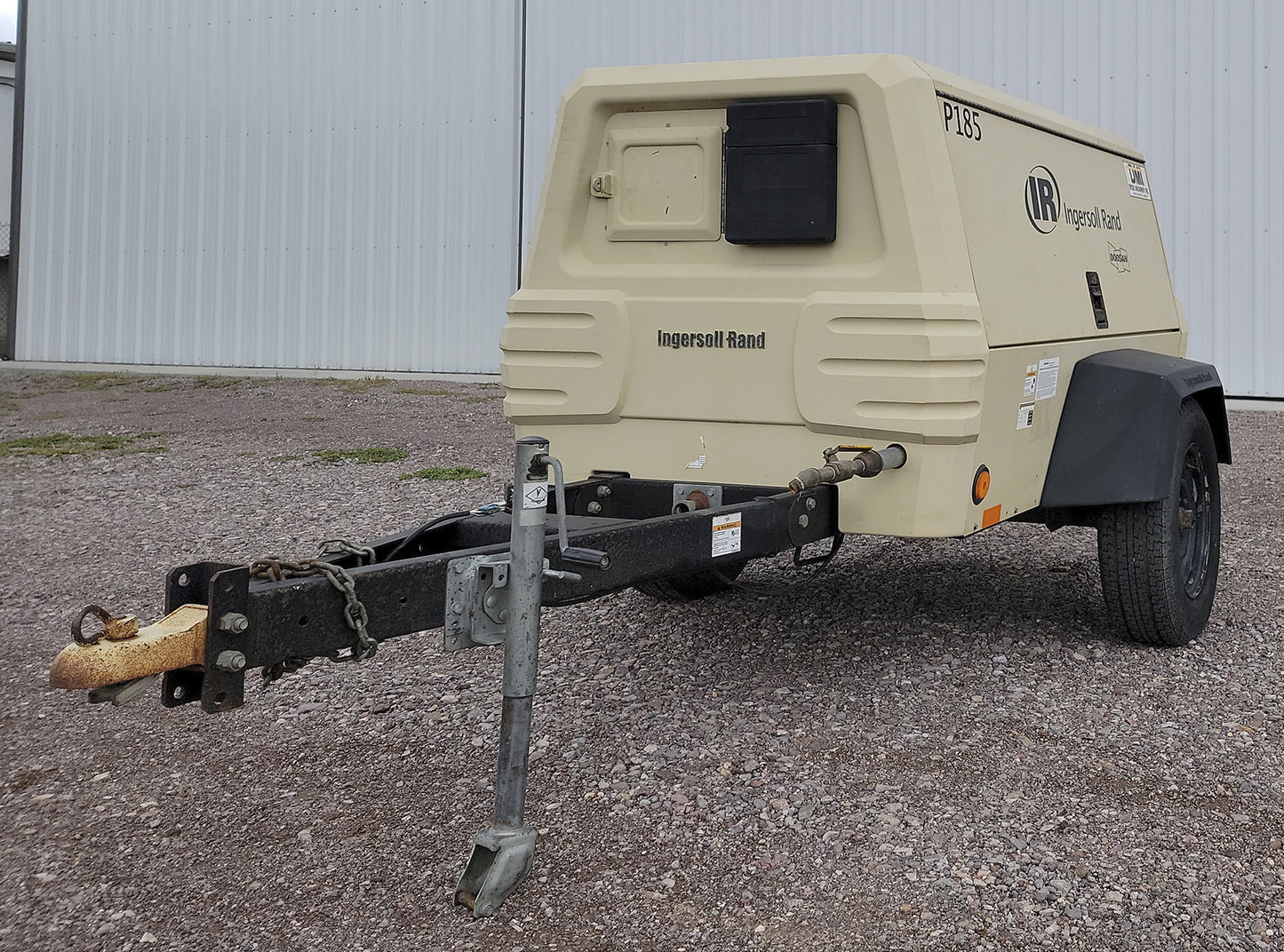 Doosan International P185WJD-T4I