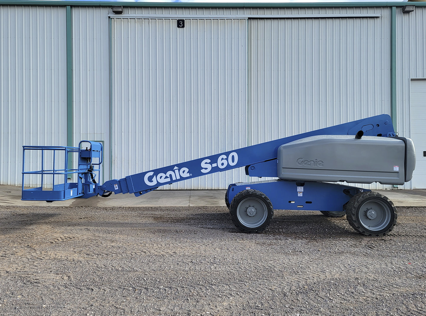 Genie S-60 Man Lift