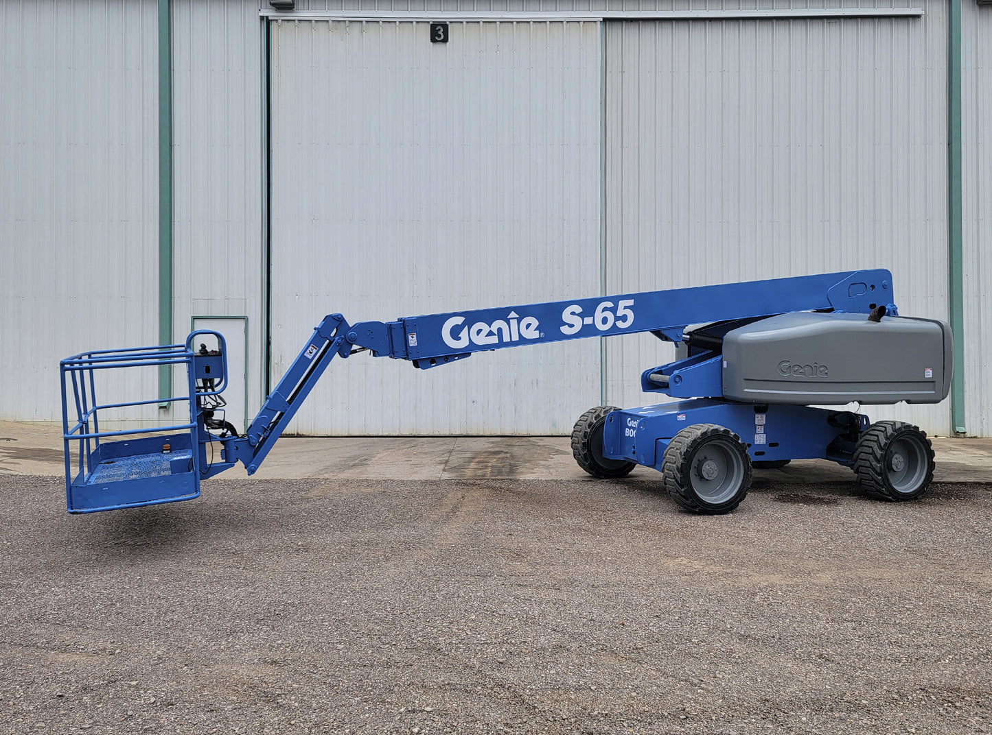 Genie S-65 Man Lift 500lbs