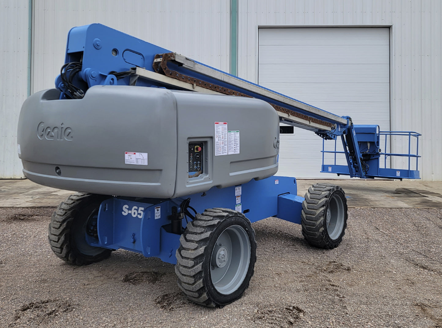 Genie S-65 Man Lift 500lbs