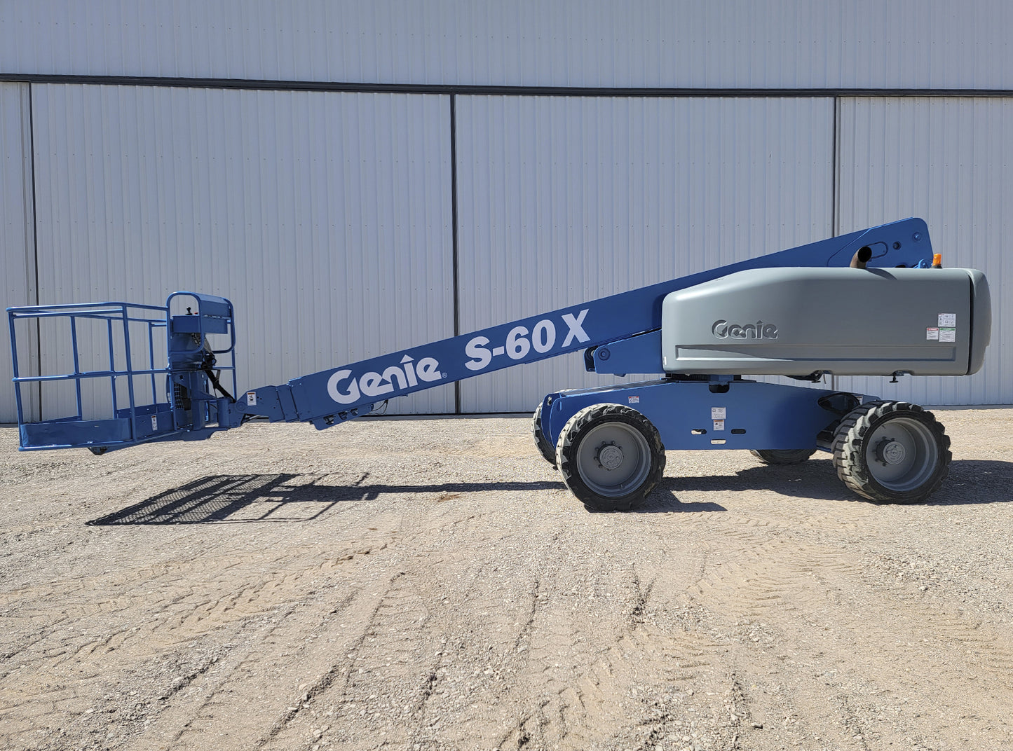 Genie S60X Man Lift