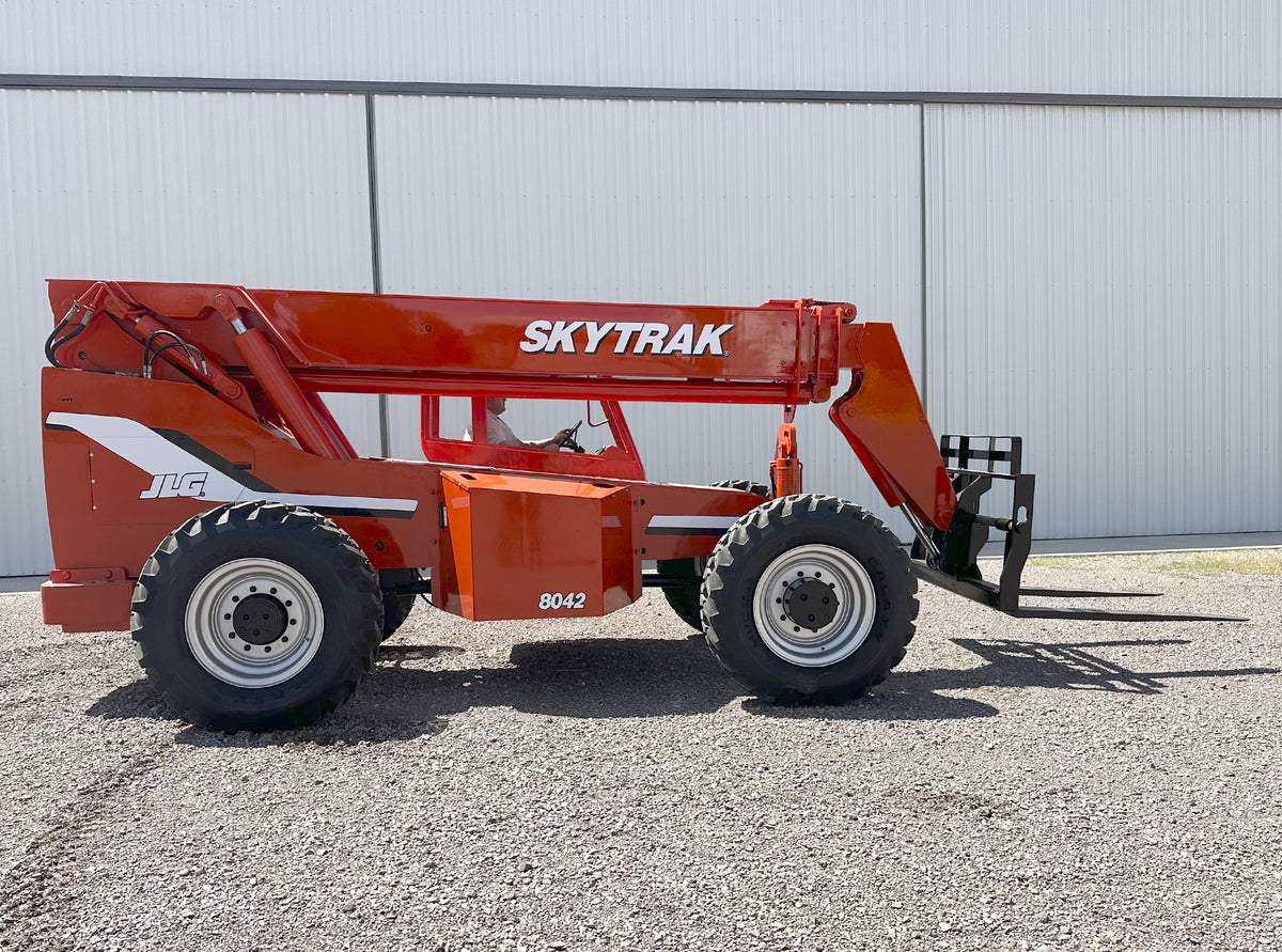 Skytrak 8042 Telescopic Forklift