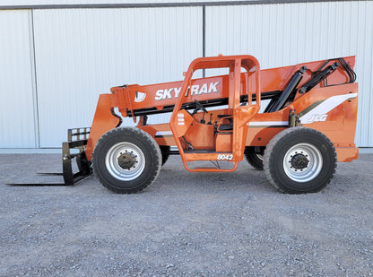 Skytrak 8042 Telescopic Forklift 8,000lbs