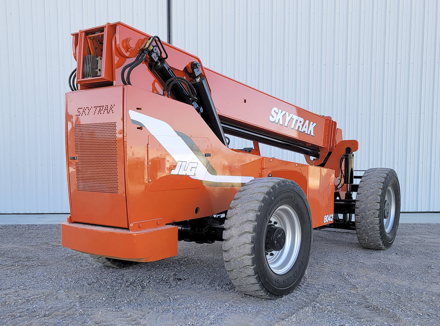 Skytrak 8042 Telescopic Forklift 8,000lbs