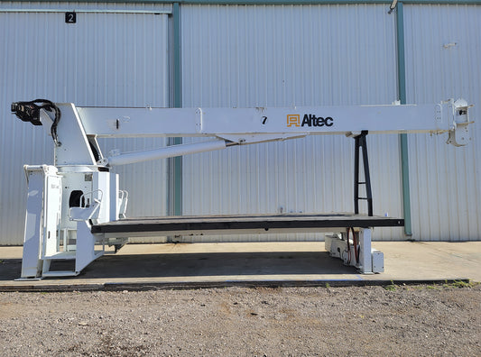 Altec AC-26-103B Crane