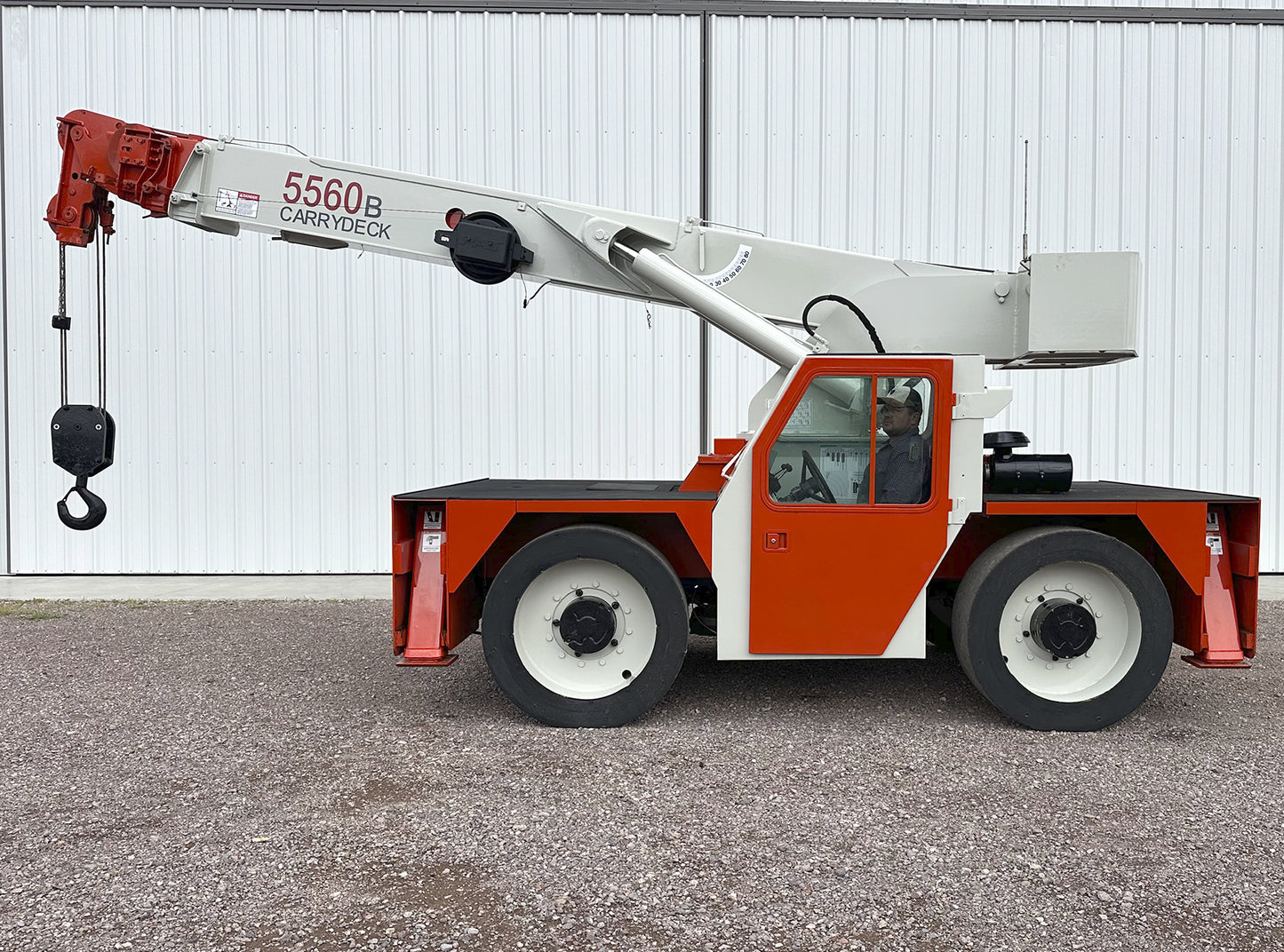 Shuttle Lift 5560B Crane 2012