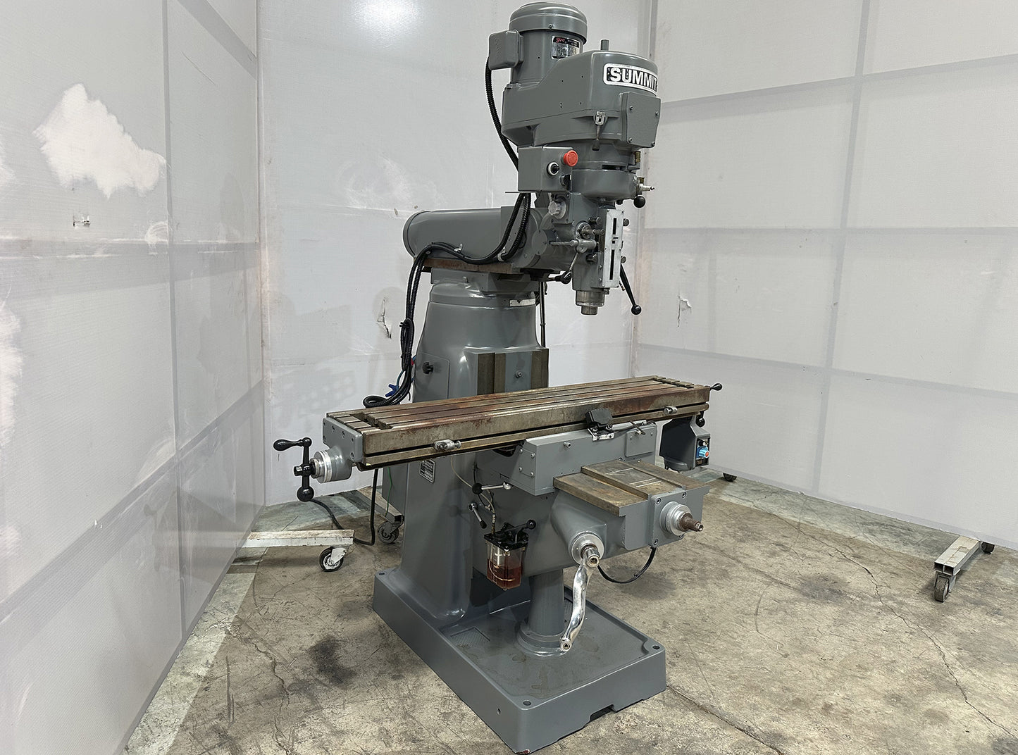 Summit VS-350 Milling Machine 10" x 52"