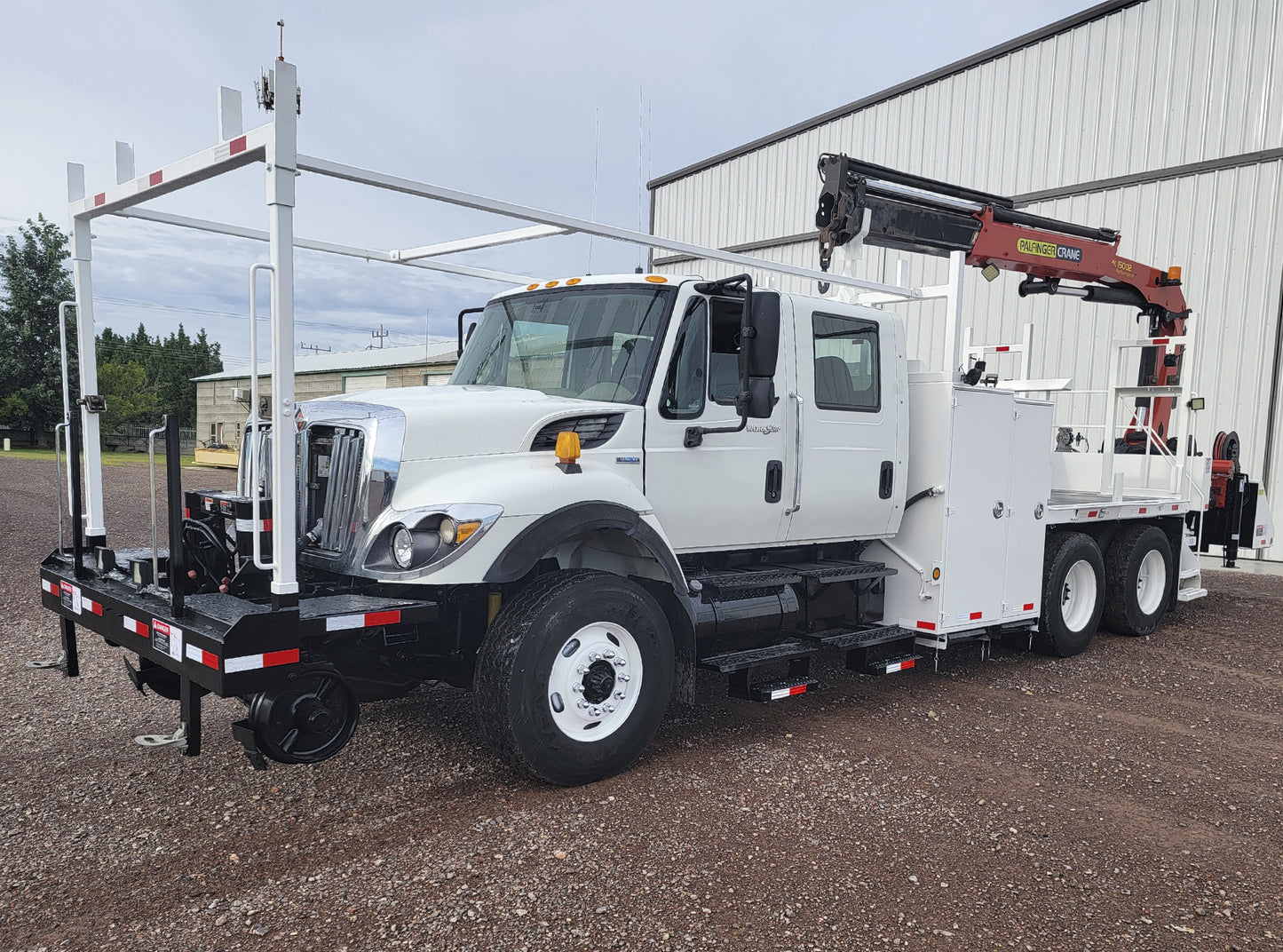 International 7500 SBA 6X4 Truck with Palfinger Crane