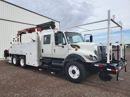 International 7500 SBA 6X4 Truck with Palfinger Crane