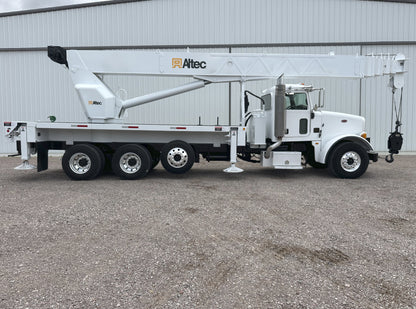Peterbilt 365 Truck with Altec AC38-127S Crane