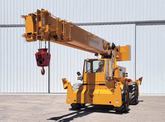 Broderson RT-300-2C Crane 15ton