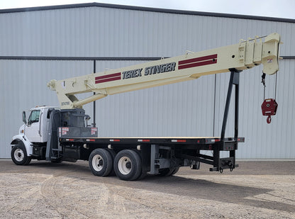 Sterling LT7500 Truck with Terex BT-4792 Crane