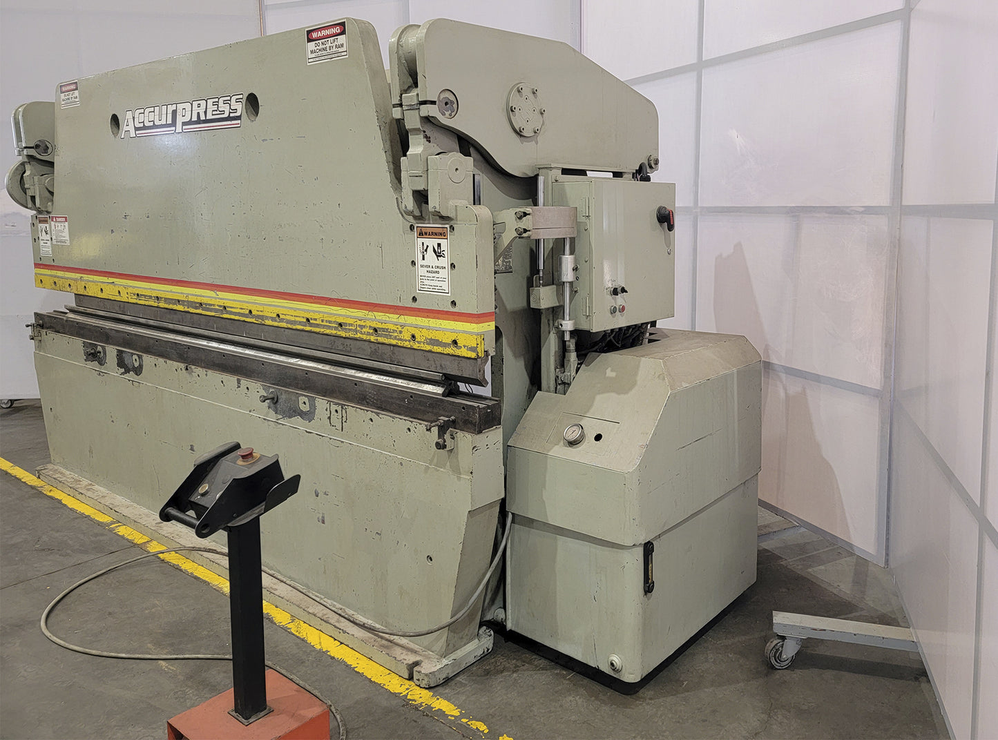 Accurpress 717512 Press Brake 175ton
