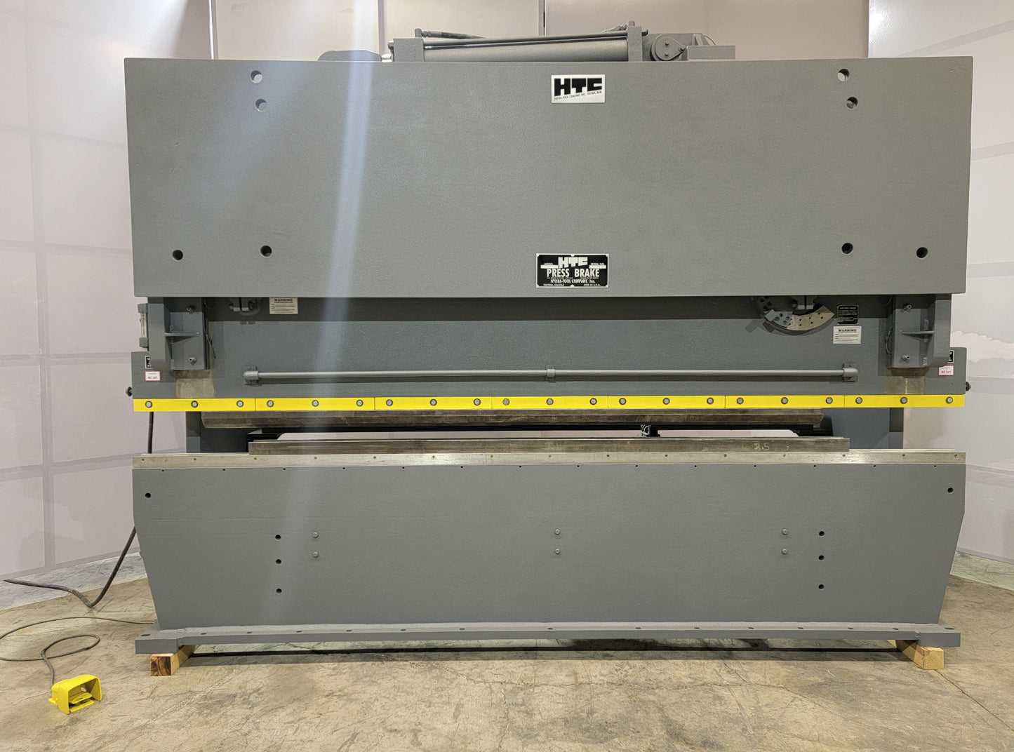 HTC 200-14H Press Brake 200ton