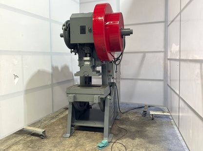 L&J 45 Punching Machine 45ton