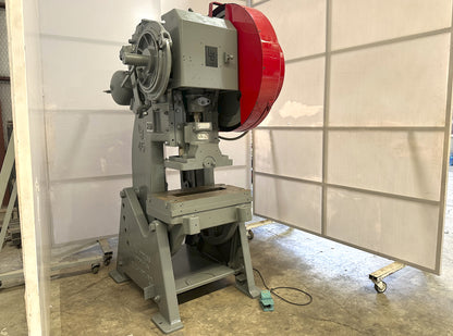 L&J 45 Punching Machine 45ton