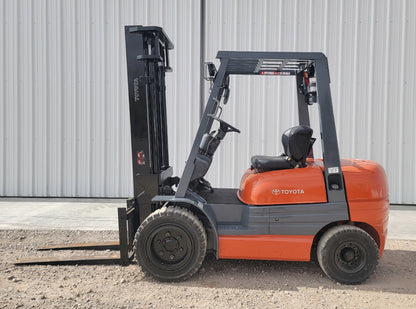 Toyota 52-6FGU30 Forklift 6,000lbs