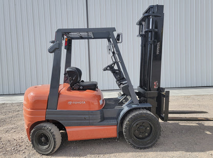 Toyota 52-6FGU30 Forklift 6,000lbs