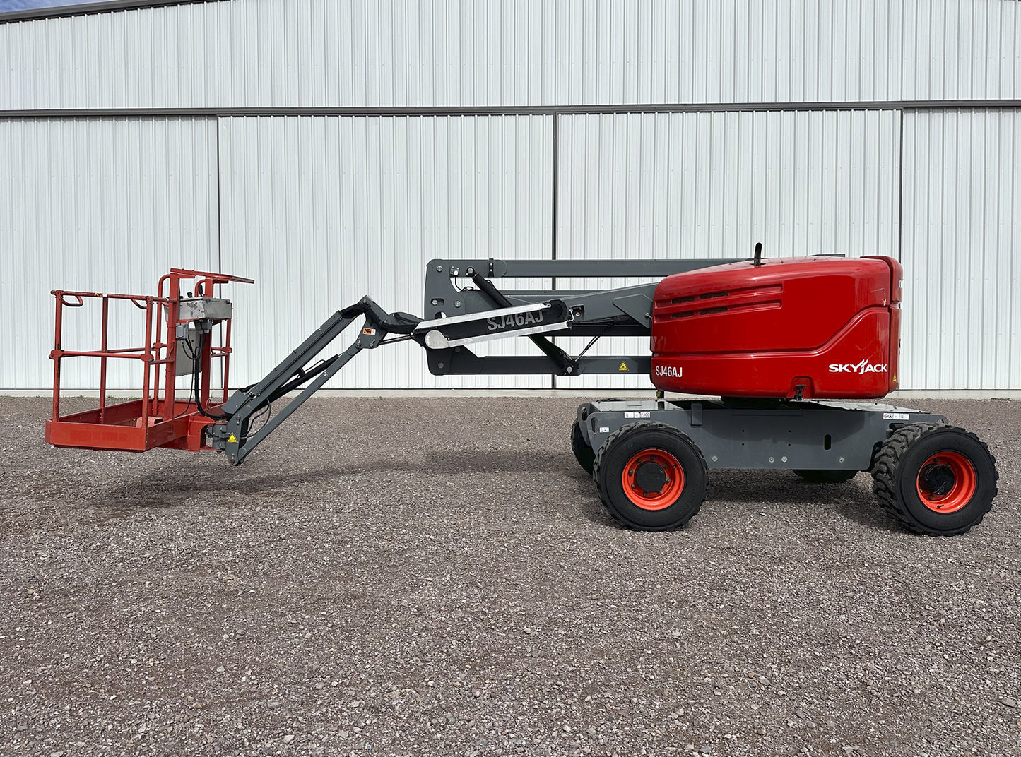 SkyJack SJ46AJ Man Lift 500lbs