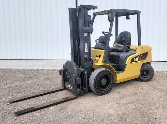 Caterpillar DP30N Forklift 3ton