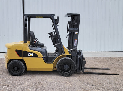 Caterpillar DP30N Forklift 3ton