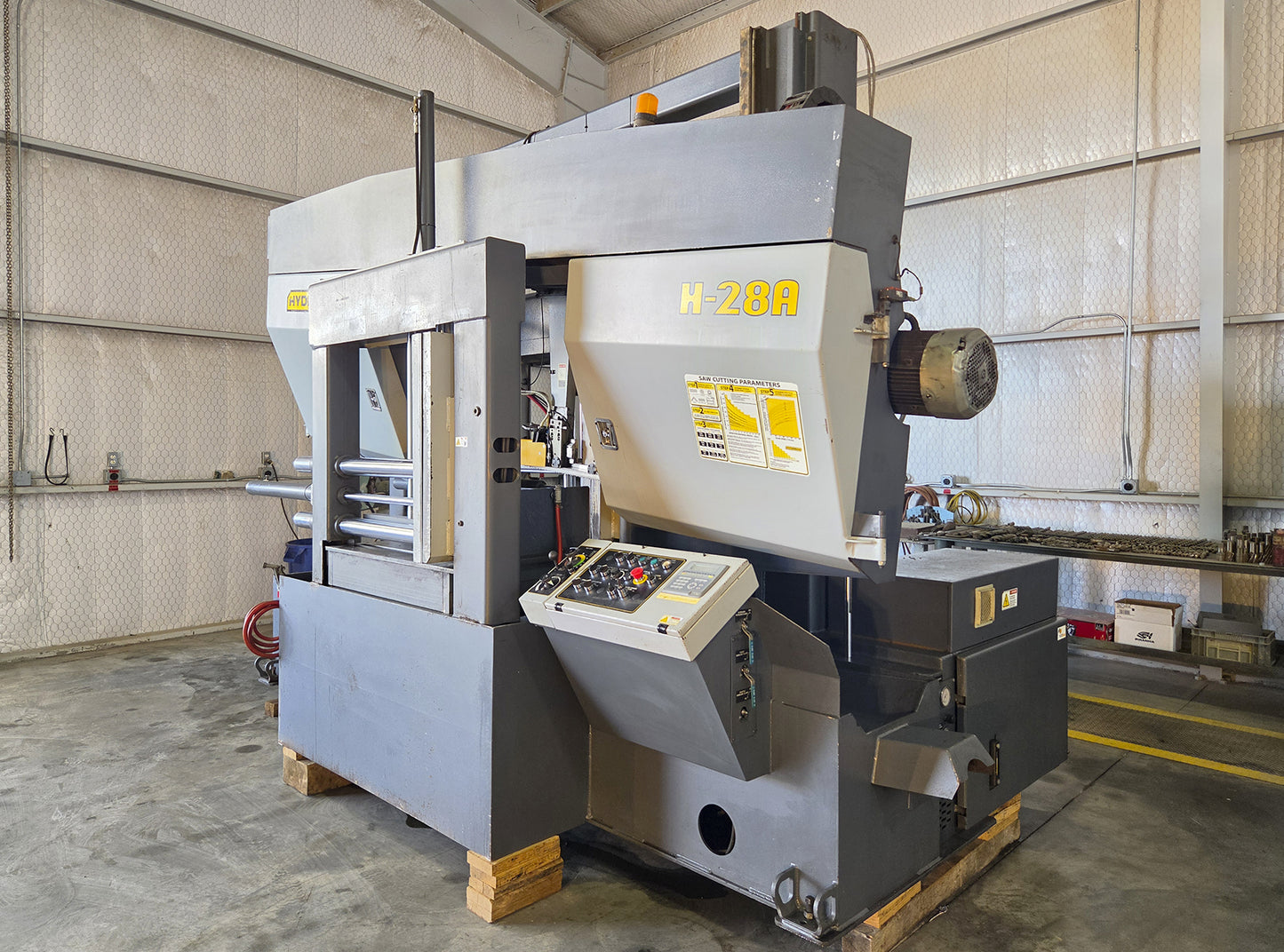 HydMech H-28A Band Saw 28" x 28"