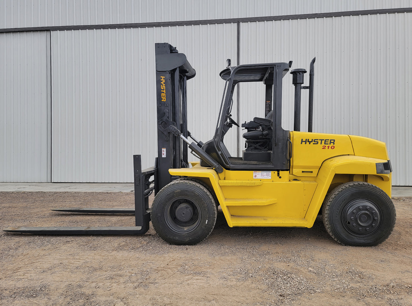Hyster H210 Forklift 21,000lbs