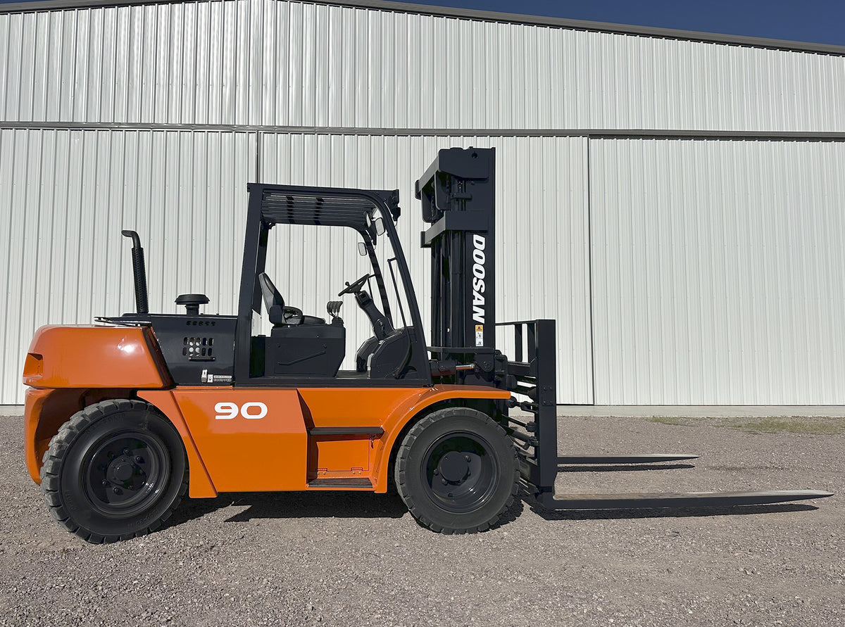 Doosan D90S-5 Forklift 2011