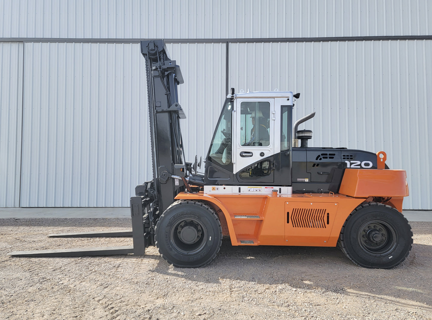 Doosan D120S-7 Forklift 25,000lbs