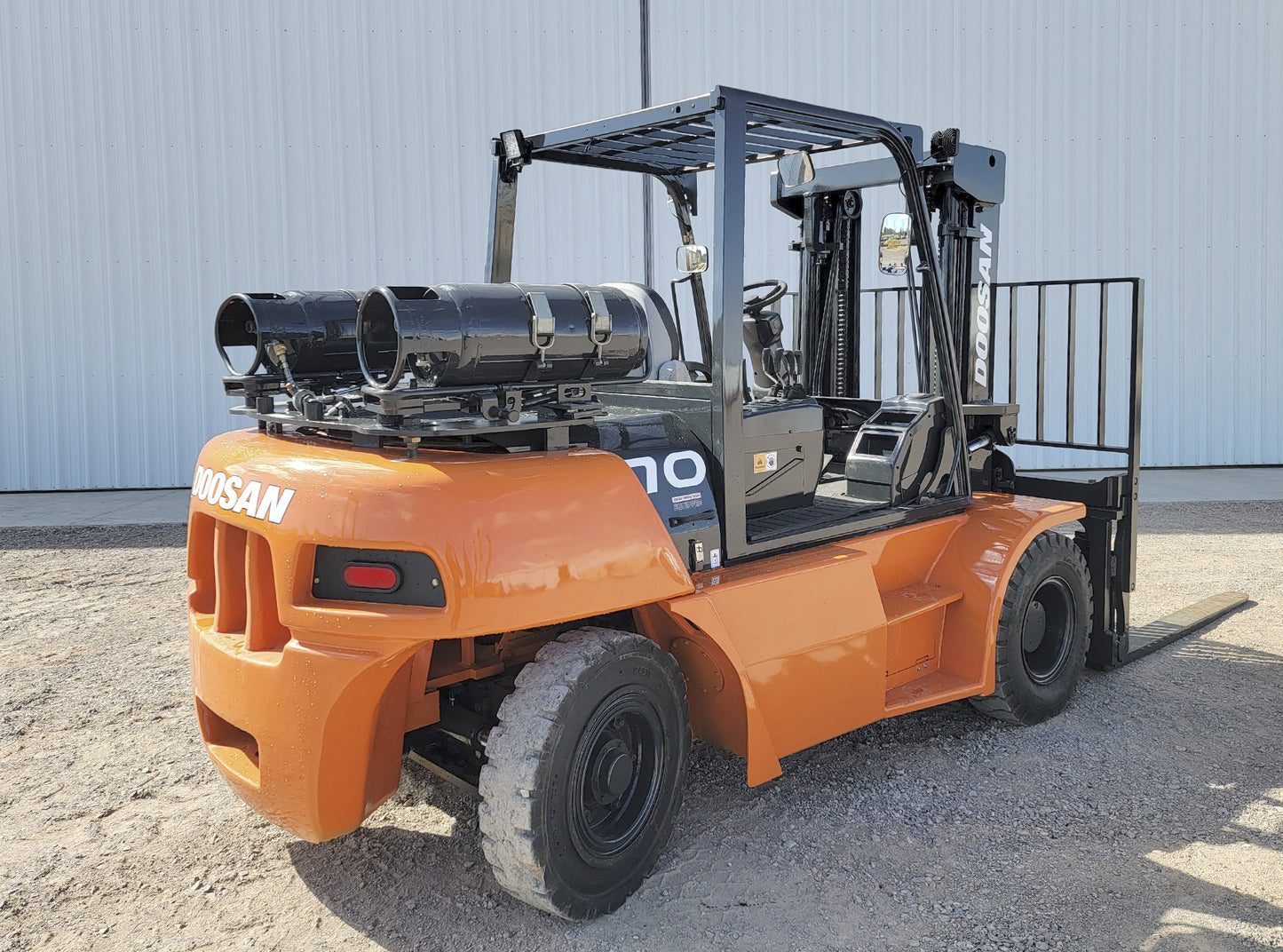 Doosan G70S-5 Forklift 15,500lbs