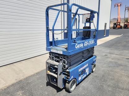 Genie GS-1930 Man Lift