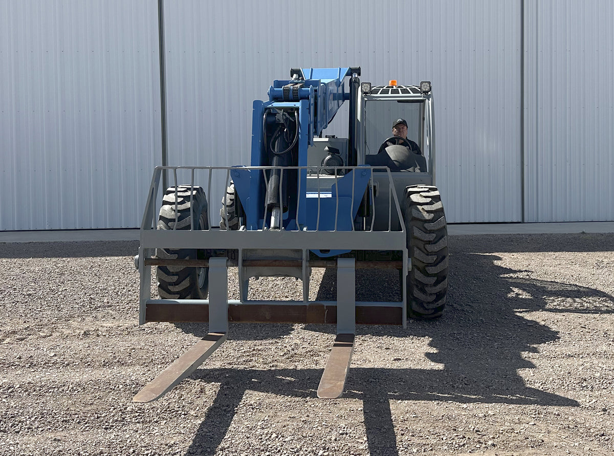 Telescopic Genie GTH-844 Forklift